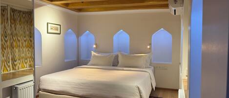 Exclusive Double Room | Egyptian cotton sheets, premium bedding, pillow-top beds