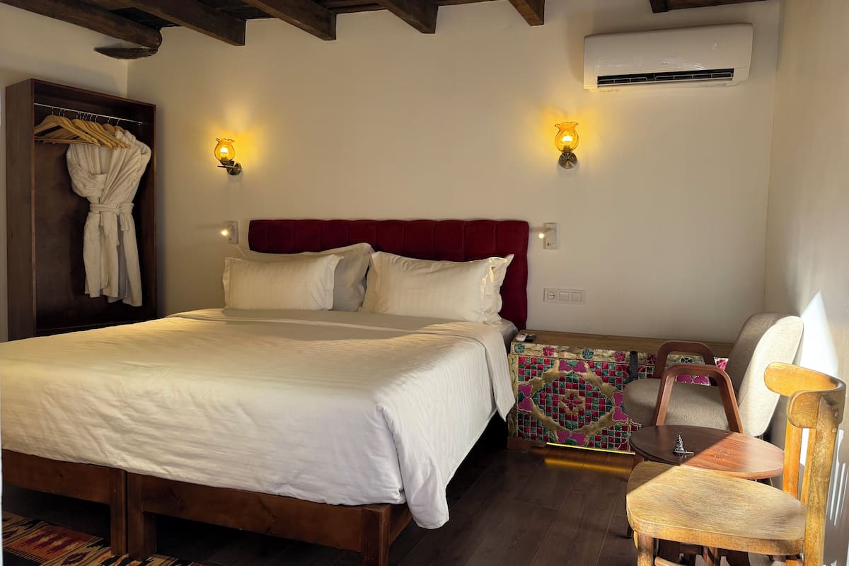 Design Double or Twin Room