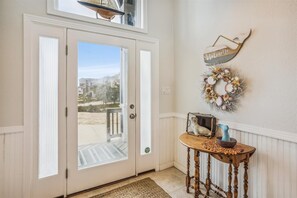 Interior - 5683- Nauti Buoy, Nags Head home with curb appeal and wow factor for your next OBX getaway (Nags Head)