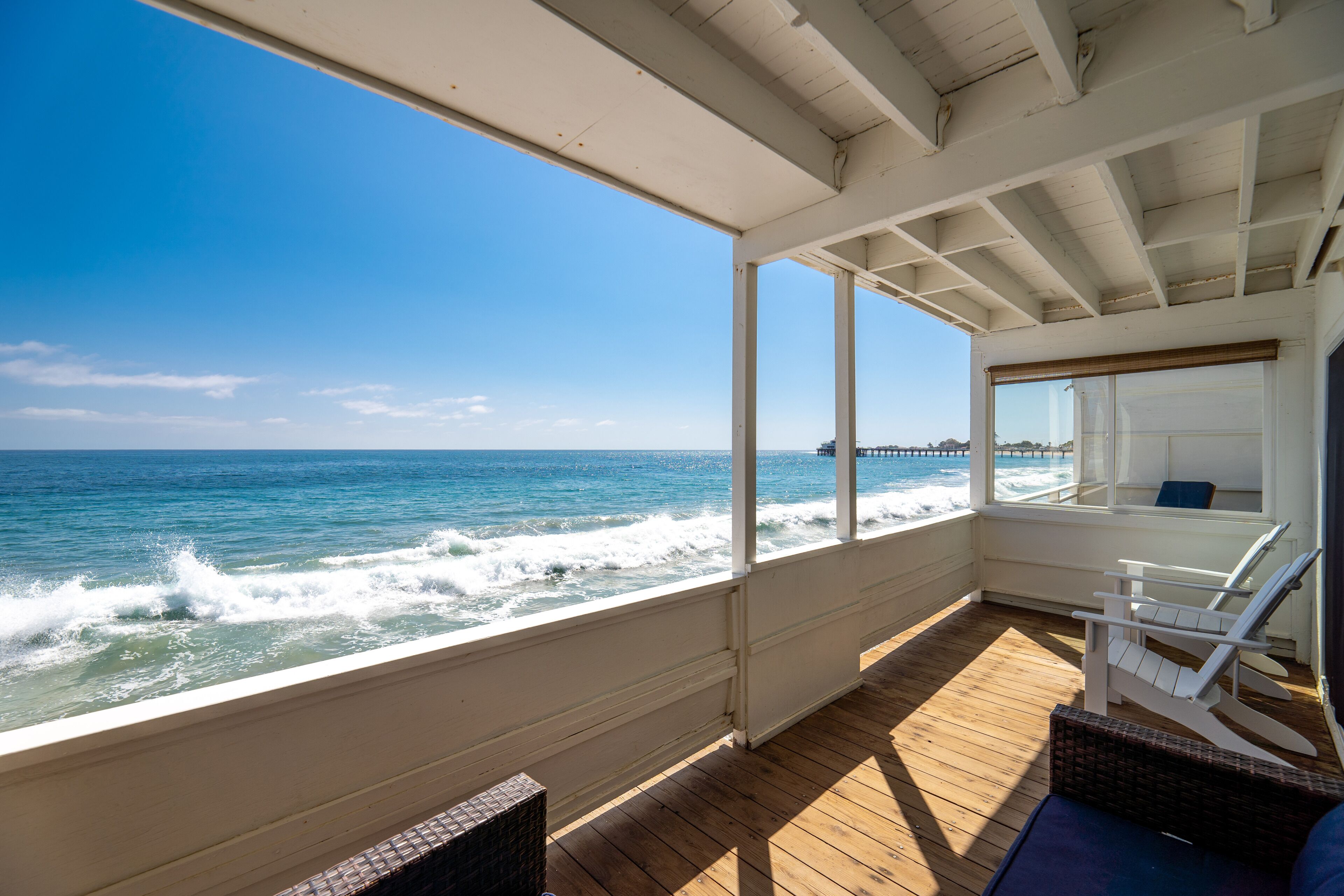 Malibu Carbon Beach Oceanfront Suite Two 