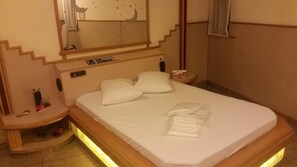 Superior-Suite | 1 Schlafzimmer, Minibar, laptopgeeigneter Arbeitsplatz