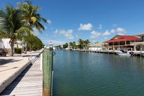 Marina - 9th Street Paradise - Cabana Club Access (Key Colony Beach)