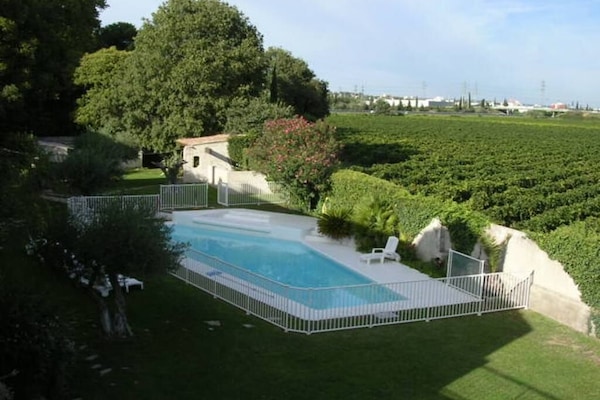 Piscine 12x7 (en moyenne) profondeur 1.75
