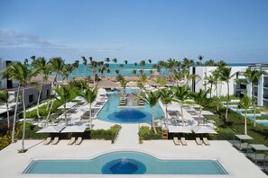 Front of property - Finest Punta Cana by The Excellence Collection - All Inclusive (Punta Cana)