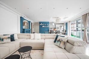 TV connectée, cheminée