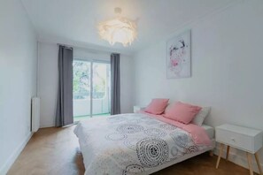 3 camere, Wi-Fi gratuito, lenzuola, accesso in sedia a rotelle