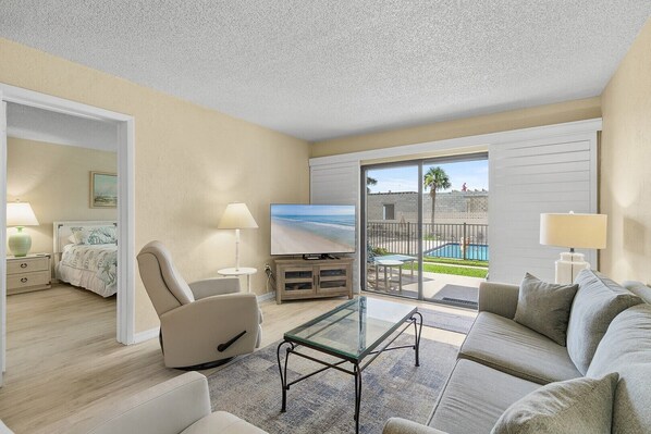 Smart TV, DVD player, books