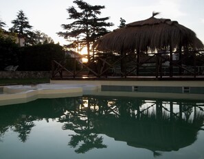 Alberca al aire libre por temporada 
