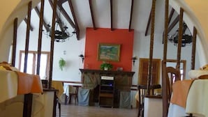 Restaurant - La Castellana Hotel de Sierras (Córdoba)