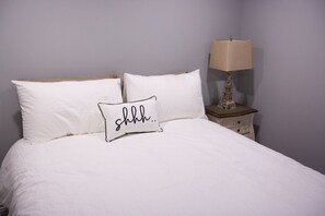 4 soverom, strykejern/-brett, wi-fi (inkludert) og sengetøy