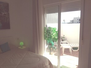 4 Schlafzimmer, Bügeleisen/Bügelbrett, WLAN, Bettwäsche