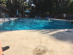 Piscine extérieure