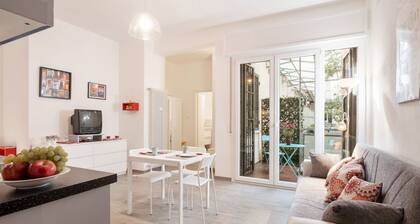 Studio with balcony near Giardini Margherita