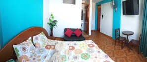Superior studio | Een bureau, gratis wifi, beddengoed