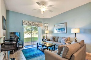 Living room - 537 Regal Palms (Davenport)