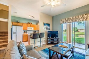 Condo, Multiple Beds (537 Regal Palms) | Private kitchen