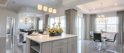 Condo, Multiple Beds (4721 Storey Lake) | Private kitchen