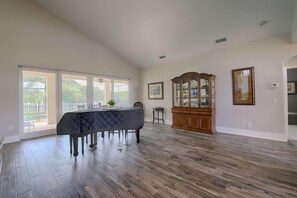 Vila, Beberapa Tempat Tidur (625 Highlands Reserve) | Area keluarga | TV layar datar dan pemutar DVD