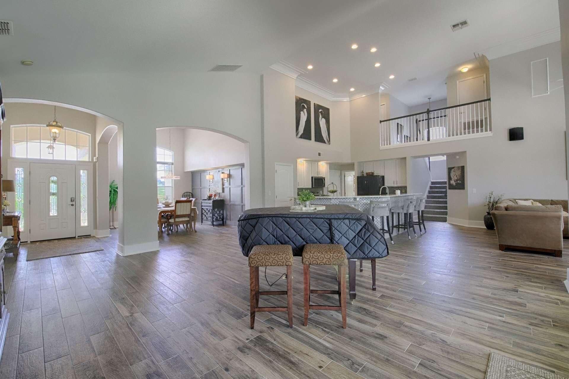 Villa, letti multipli (625 Highlands Reserve) | Soggiorno | TV a schermo piatto, lettore DVD