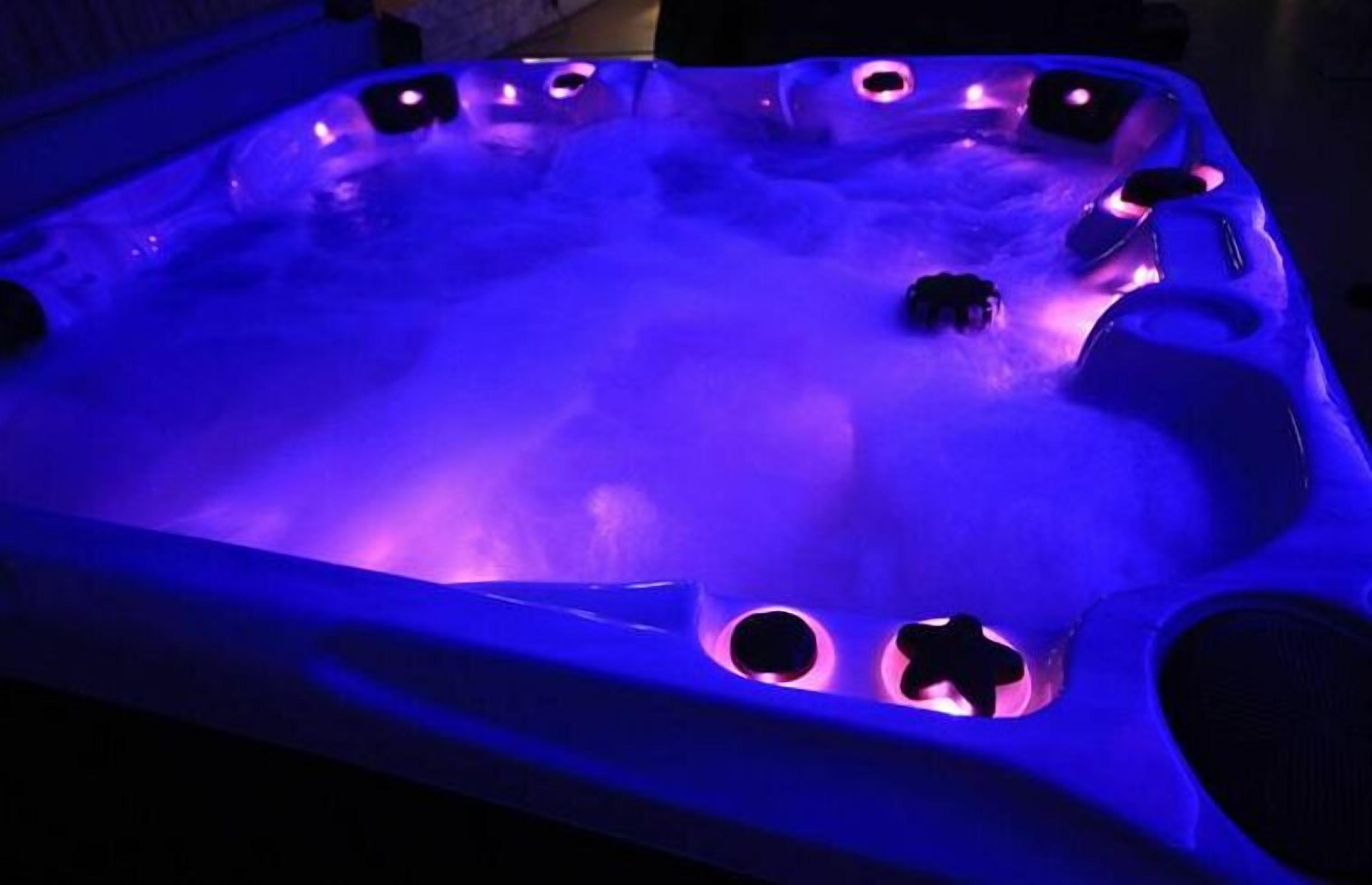 Photo - Mount Stuart Hotel