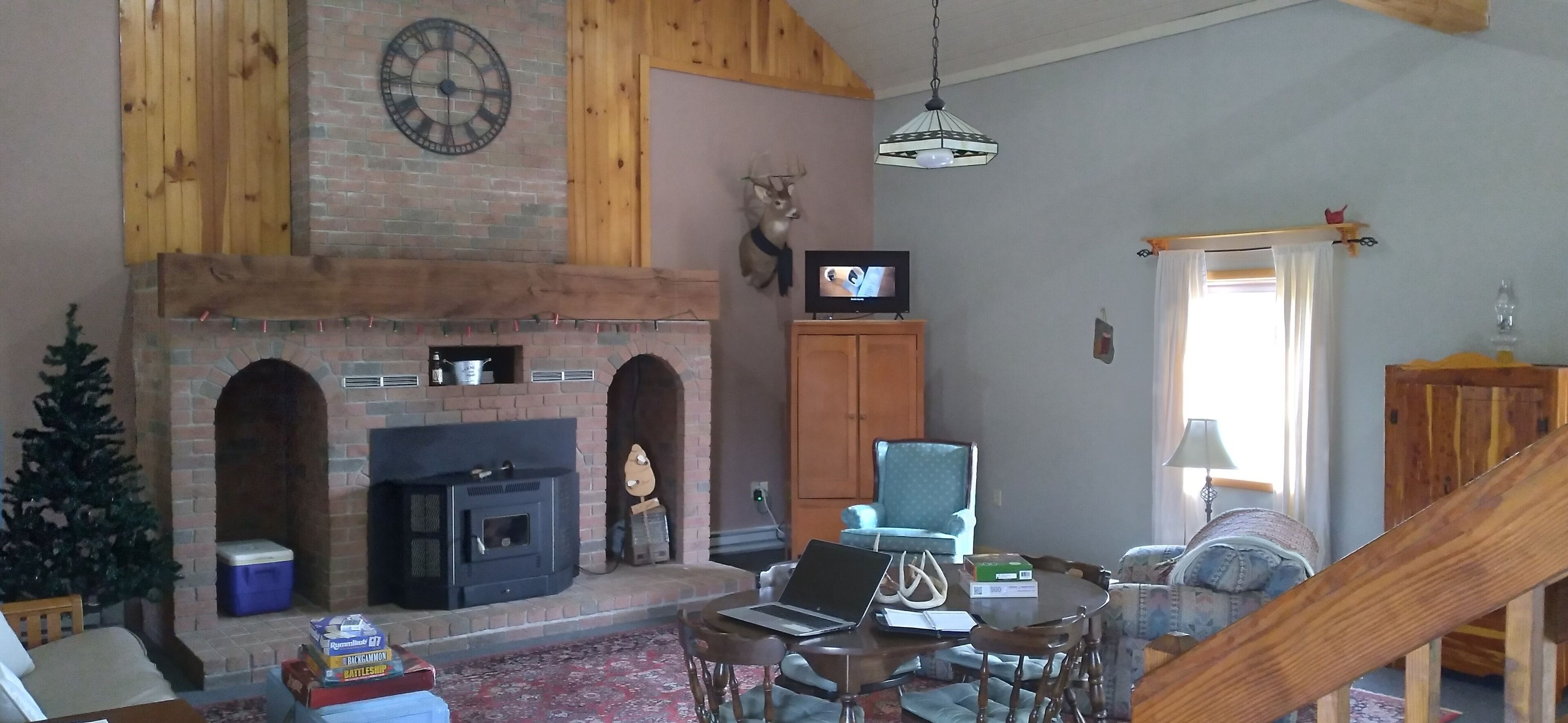 Orchard Lodge at Malabar Peach & Apple Orchard.  Peaceful and Pet Friendly.