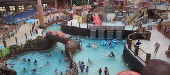 Kinstay Top-Rated Family Cabin: 2 Living Areas, Views & Game Room + EV Charger