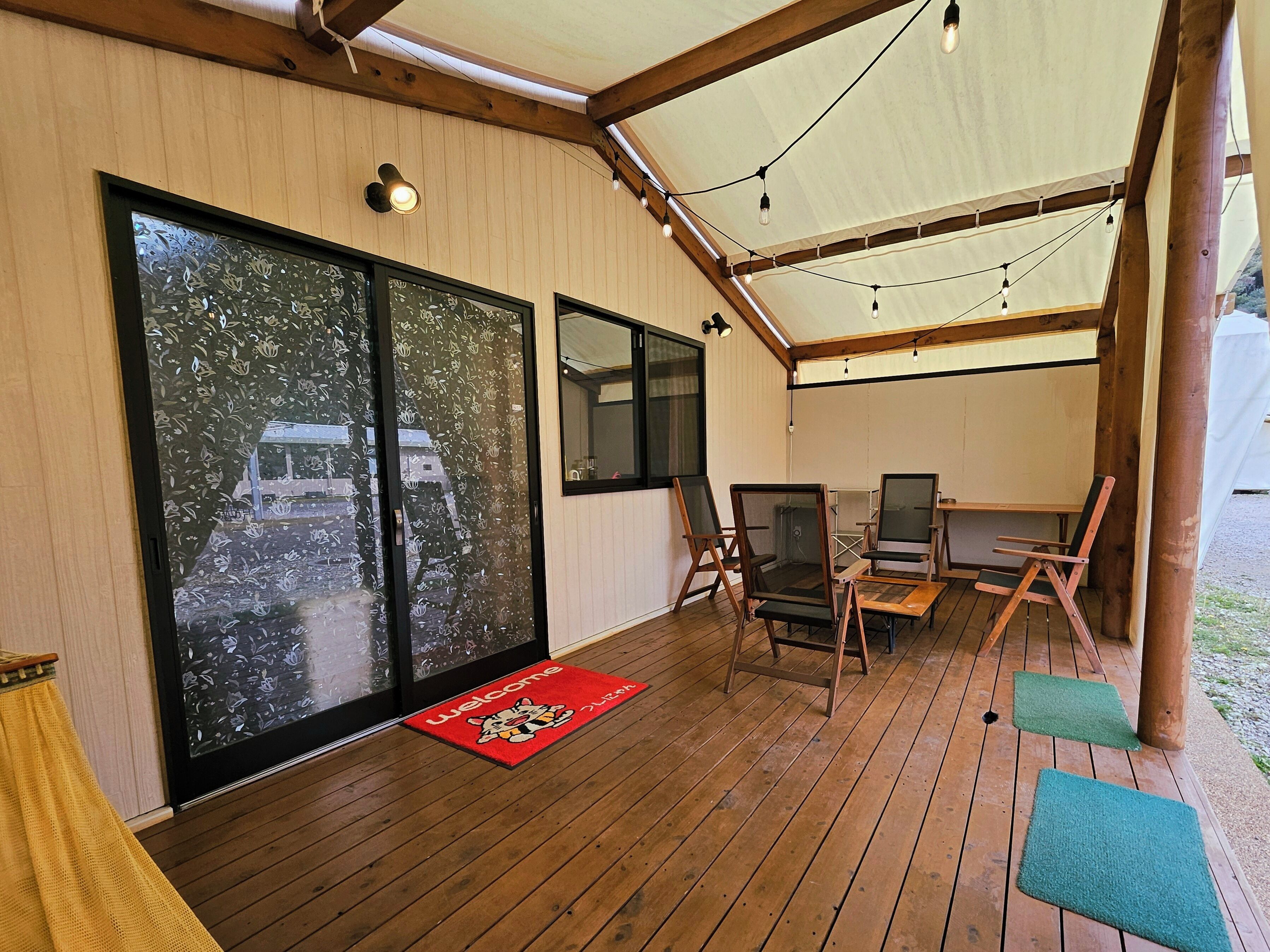 Cottage with Wood deck | 1 bedroom, desk, free WiFi, bed sheets