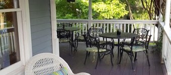 Hidden Gem in the Valley!