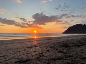 Beach nearby, beach towels