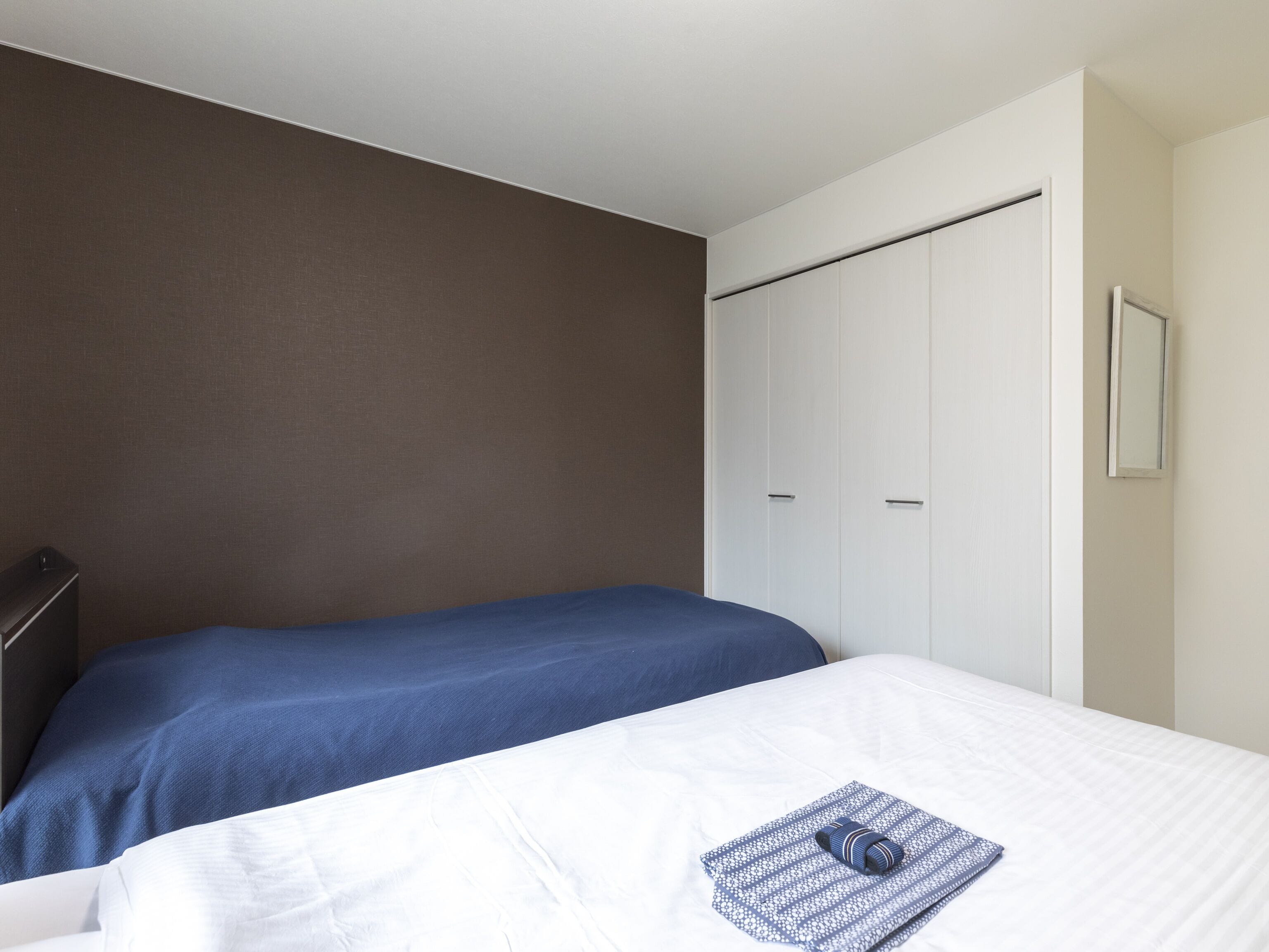 twin room | 1 bedroom, desk, free wifi, bed sheets