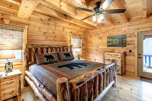 2 slaapkamers, een strijkplank/strijkijzer, gratis wifi, beddengoed