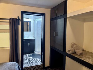 Room - Suite 5 del centro en Cuauhtemoc, Chihuahua. (CUAUHTEMOC)