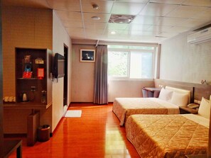 Quadruple Room - Travel Hero B&B (Nangan)