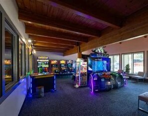 Spielezimmer