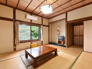 傳統客房 (Japanese Style, Main or New building) | 免費 Wi-Fi、床單