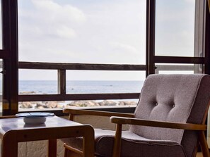 New building, Japanese Style Room - Misaki Kanko Hotel (Muroto)