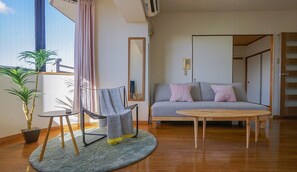 Apartamento | Área de estar | TV, filmes pagos