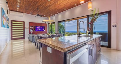 New!!-All Suite House & Killer Views. On-site Staff-Gated Community-Paved Road