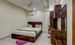 Deluxe-Zimmer | Schreibtisch, Bügeleisen/Bügelbrett, kostenloses WLAN, Bettwäsche