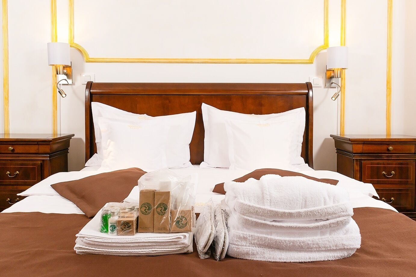 14 sovrum, värdeförvaringsskåp på rummet, strykjärn/strykbräda och wi-fi