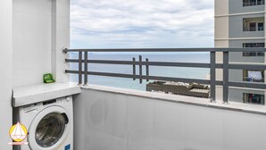 Property grounds - OCEAN VIEW APARTMENT- 34floor - 2Bedrooms (Da Nang)