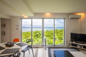 Private Vacation Home | Living area - Sea Terrace Hanaasagi (Ishigaki)
