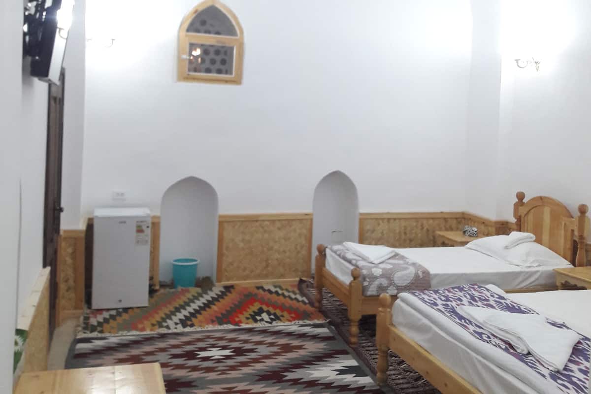 Desk, free WiFi, bed sheets