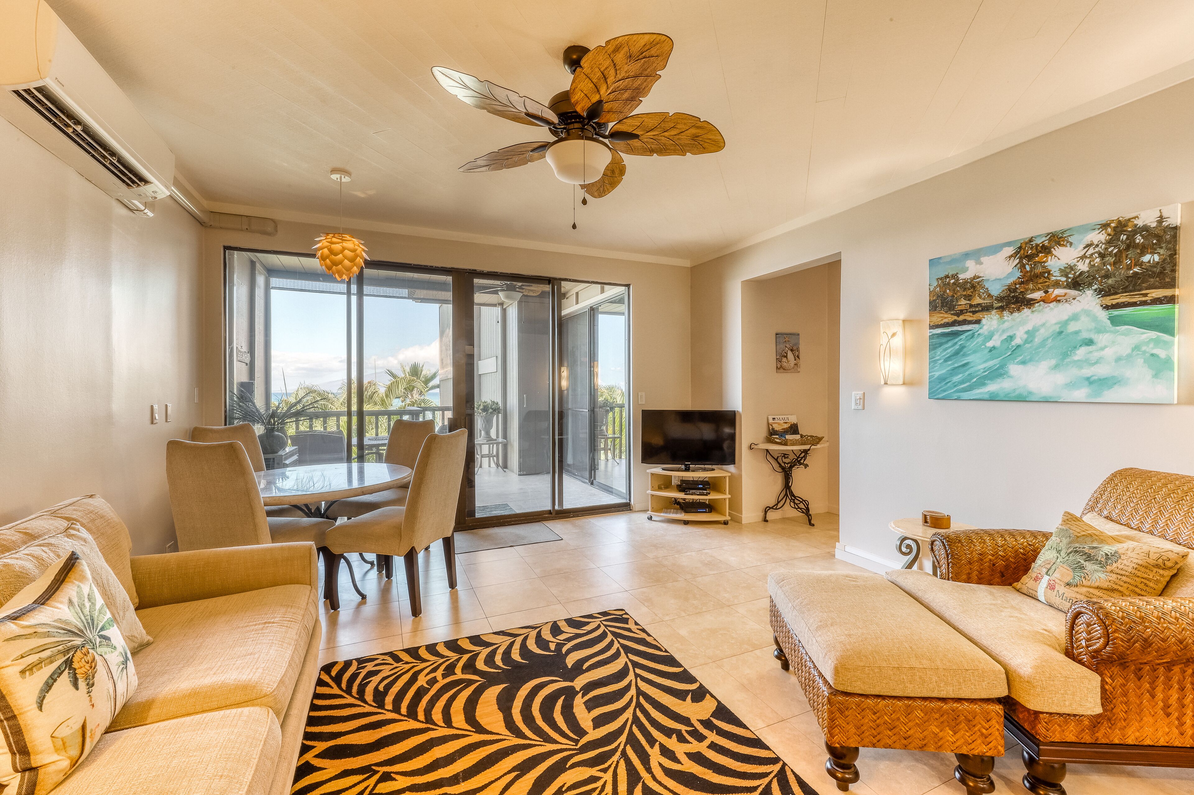 Recently remodeled oceanfront condo w/lanai, shared pool, grill, & tennis court