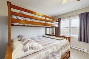 1 bedroom, WiFi, bed sheets