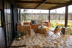 Balcony - The Farmstead Franschhoek (Franschhoek)
