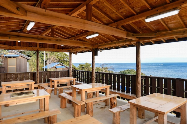 BBQ/picnic area