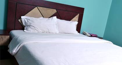 Petesville Hotel Calabar