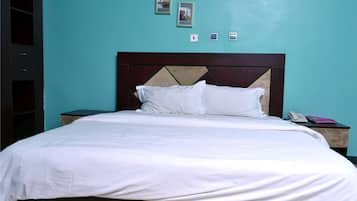 Classic Room | Desk, free WiFi, bed sheets