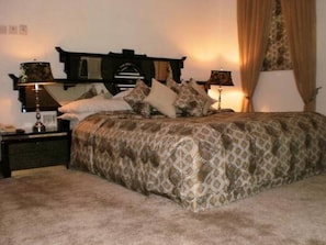 Executive Room | Individually decorated, individually furnished, desk, free WiFi
